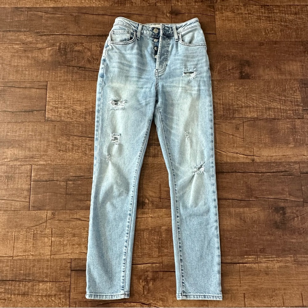 Light Blue Distressed Women Jeans